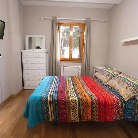 Inmobiliaria - Admite Mascotas Apartamento *