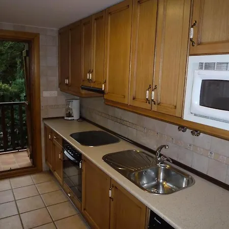 Inmobiliaria - Admite Mascotas Apartamento