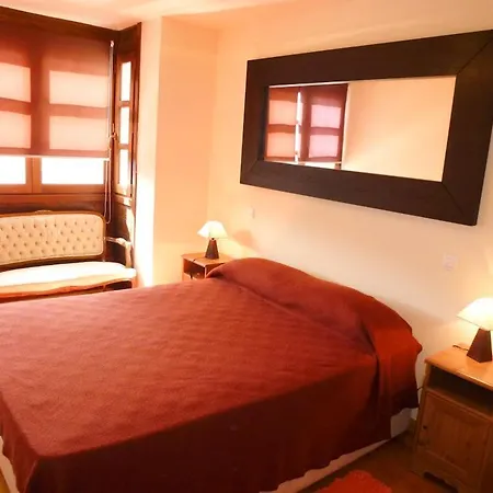 Apartamento Inmobiliaria - Admite Mascotas Formigal