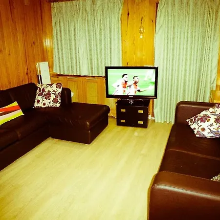 Inmobiliaria - Admite Mascotas Apartamento *